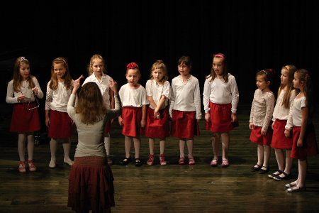 Pěvecký sbor Hvězdičky_1