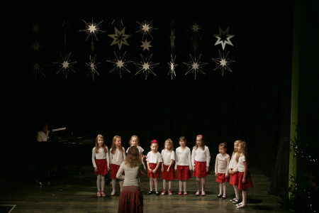 Pěvecký sbor Hvězdičky_2